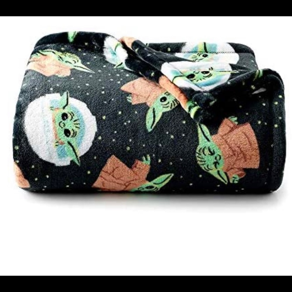 New baby yoda throw blanket